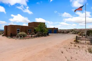 1460 Nez Perce Loop NE 