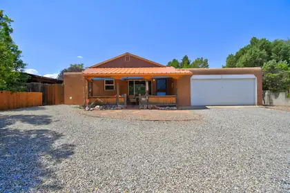 6236 Hannett Avenue NE, Albuquerque