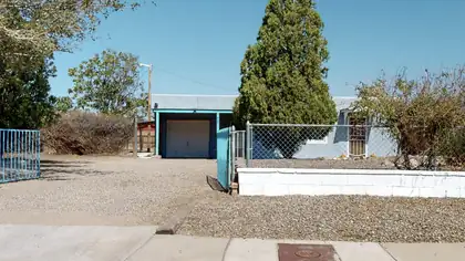427 Headingly Avenue NW, Albuquerque