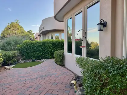 6305 Greyleaf Trail NE, Albuquerque 