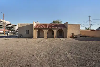 913 5th Street NW, Albuquerque