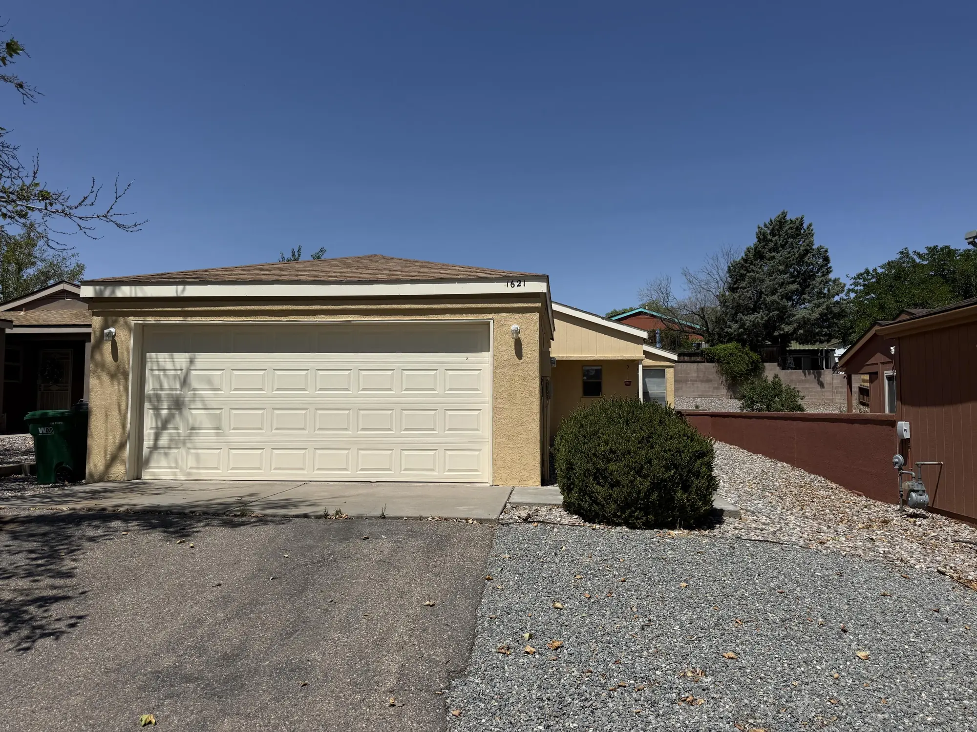 1621 Patti Place NE