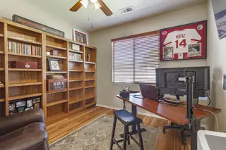 5801 Mesa Sombra Place NW 