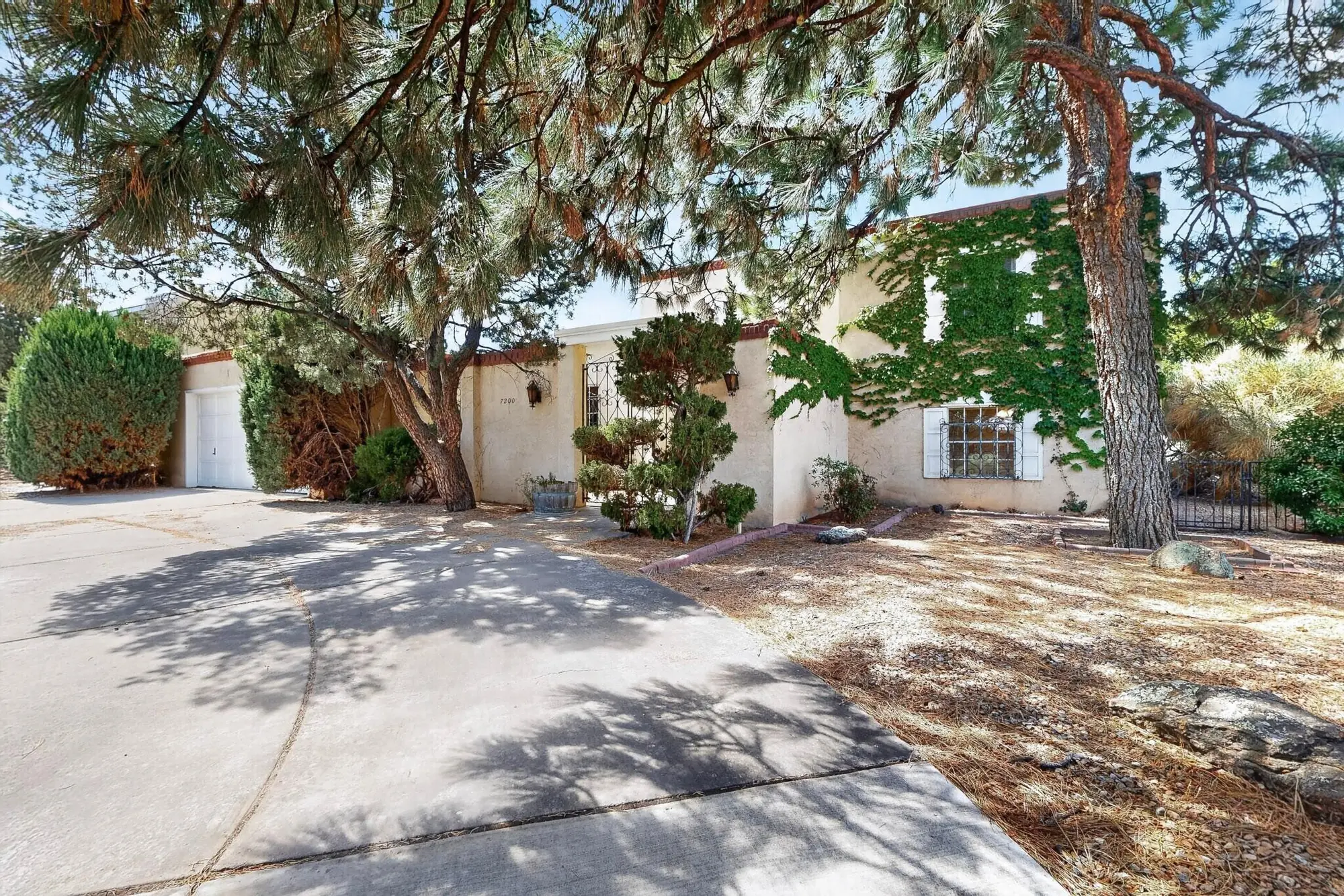 7200 Vista Del Arroyo Avenue NE