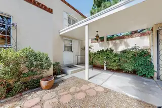7200 Vista Del Arroyo Avenue NE 