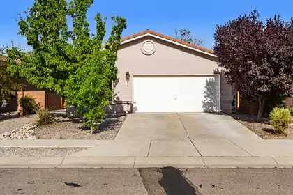 1912 Count Fleet Street SE, Albuquerque