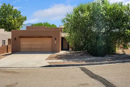 9100 Silverwood Drive NE, Albuquerque