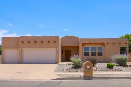 3801 Bay Hill Loop SE, Rio Rancho
