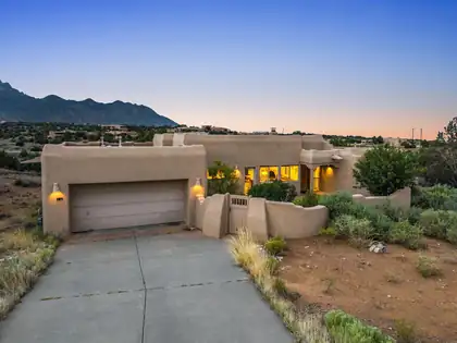 16 Placitas Trails Road, Placitas