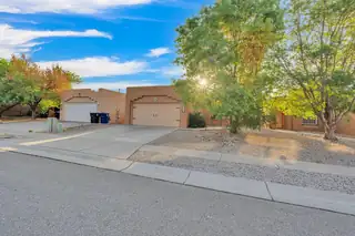 724 Nicklaus Drive SW 