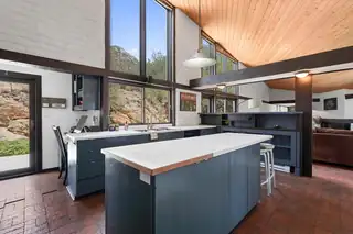 36 Sandia Heights Drive NE 