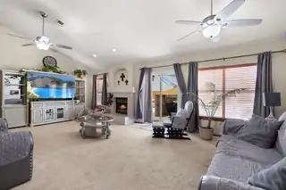 11 Aspen Terrace 