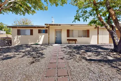 13105 Mountain View Avenue NE, Albuquerque