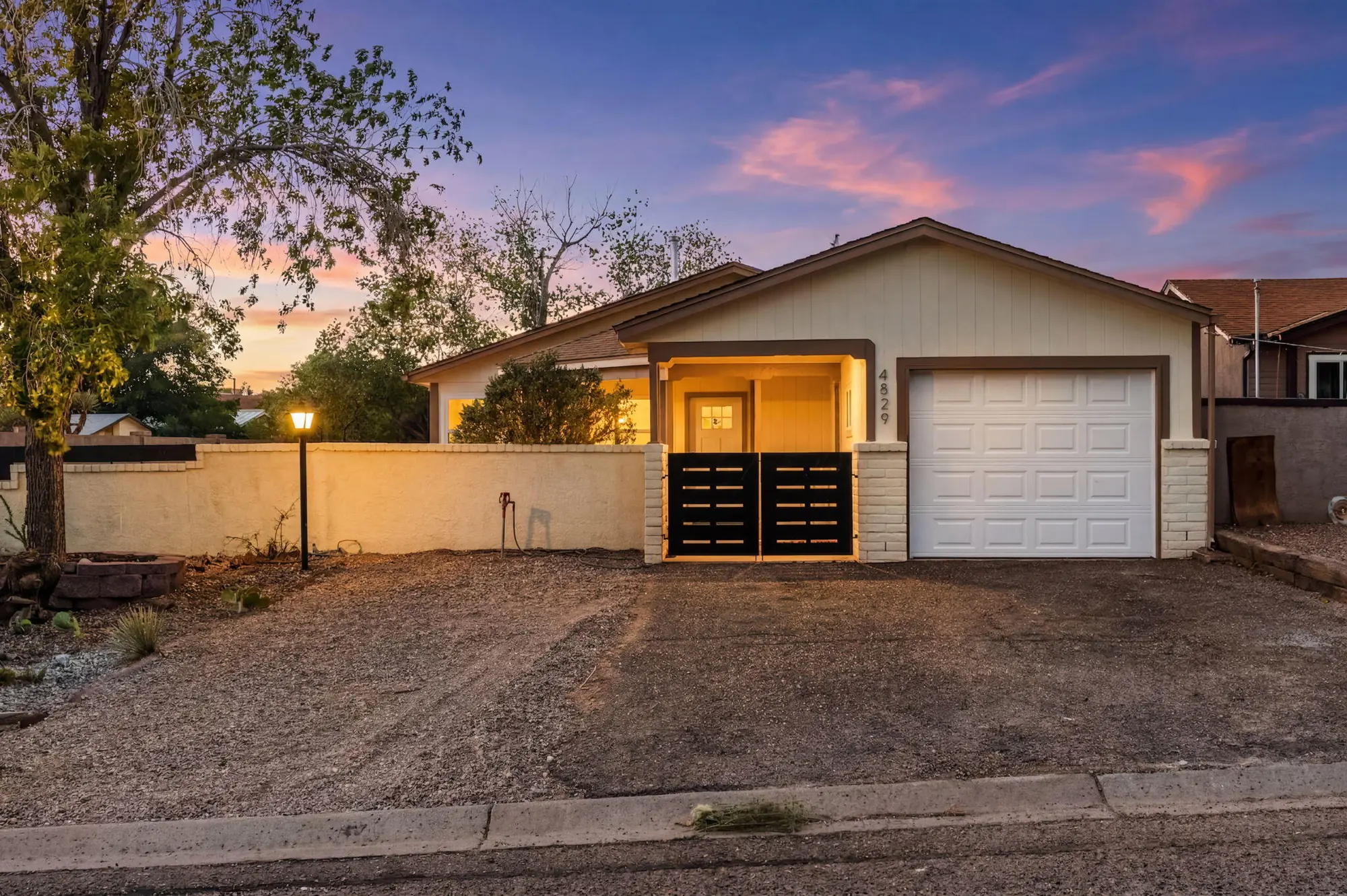 4829 Platinum Loop NE