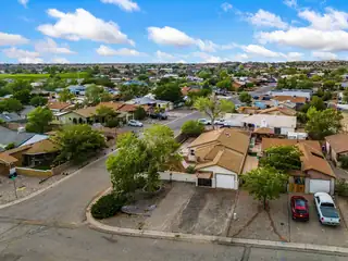 4829 Platinum Loop NE 