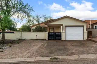 4829 Platinum Loop NE 