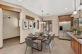 2604 Rincon Del Rio Court NW 