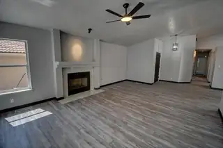 7204 Quail Springs Place NE 