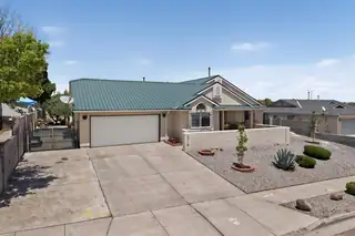 6977 Albany Hills Drive NE 
