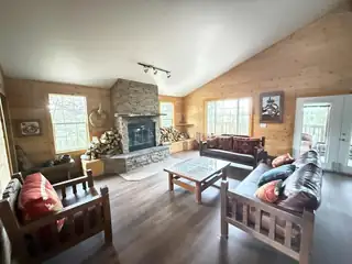 37 Lasso Lane 