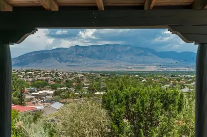 10539 Redbud Street NW, Albuquerque