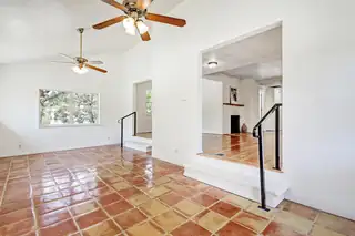 300 Tulane Place NE 
