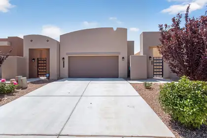 1641 Tierra Verde Loop NW, Los Lunas