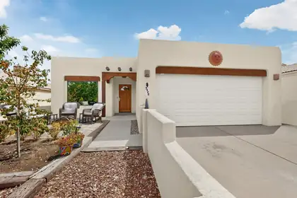 3928 Pineleaf Place NW, Albuquerque