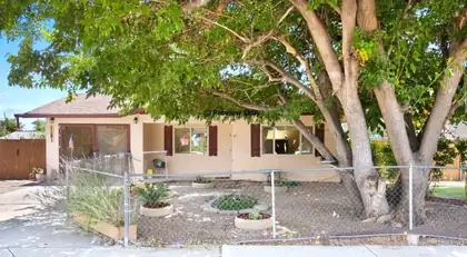 1201 W Didier Avenue, Belen