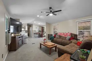 312 Coyote Lane SE 