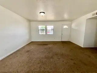 816 La Luz Drive 