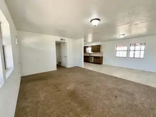 816 La Luz Drive 
