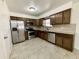 816 La Luz Drive 