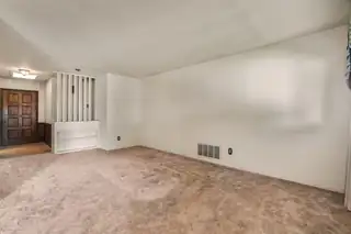 2901 Avenida Nevada NE 