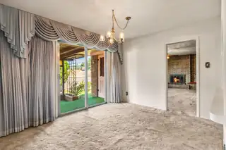 2901 Avenida Nevada NE 
