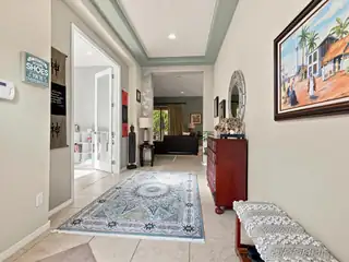 40 Vista Hermosa Place NE 