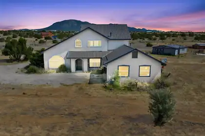 95 W Hill Ranch Road, Edgewood