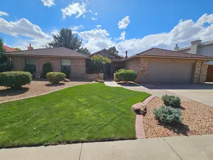 5709 Royal Oak Drive NE, Albuquerque
