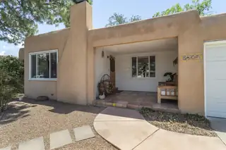 3504 Calle Del Ranchero NE 