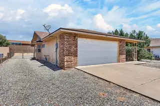 7221 Sunlight Peak Drive NE 