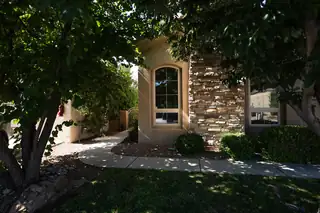 1316 Valle Lane NW 
