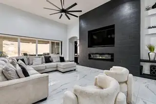 2623 Jade Court NE 