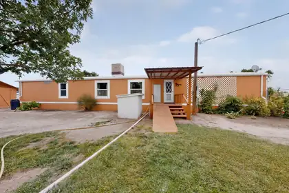 8 Kimberling Drive, Los Lunas