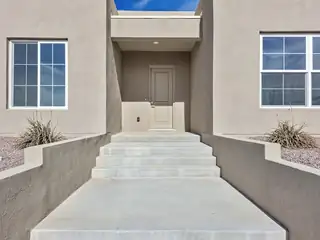 21 Flower Garland Road 