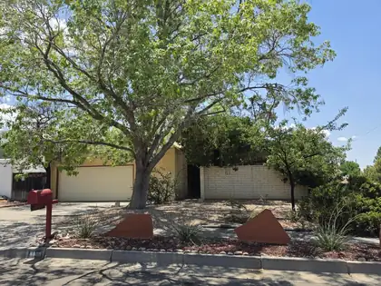 8800 Natalie Avenue NE, Albuquerque