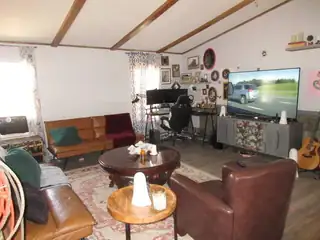 42 El Prado Drive 