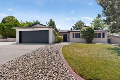 12220 Palm Springs Avenue NE, Albuquerque