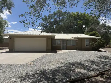 14 Burch Lane, Los Lunas