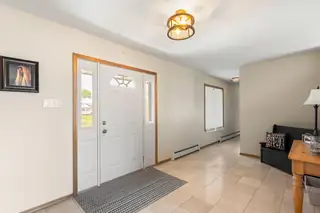 607 Willowbrook Lane 