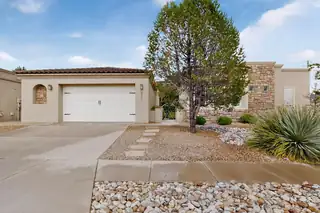 8200 Grape Harvest Court NE 